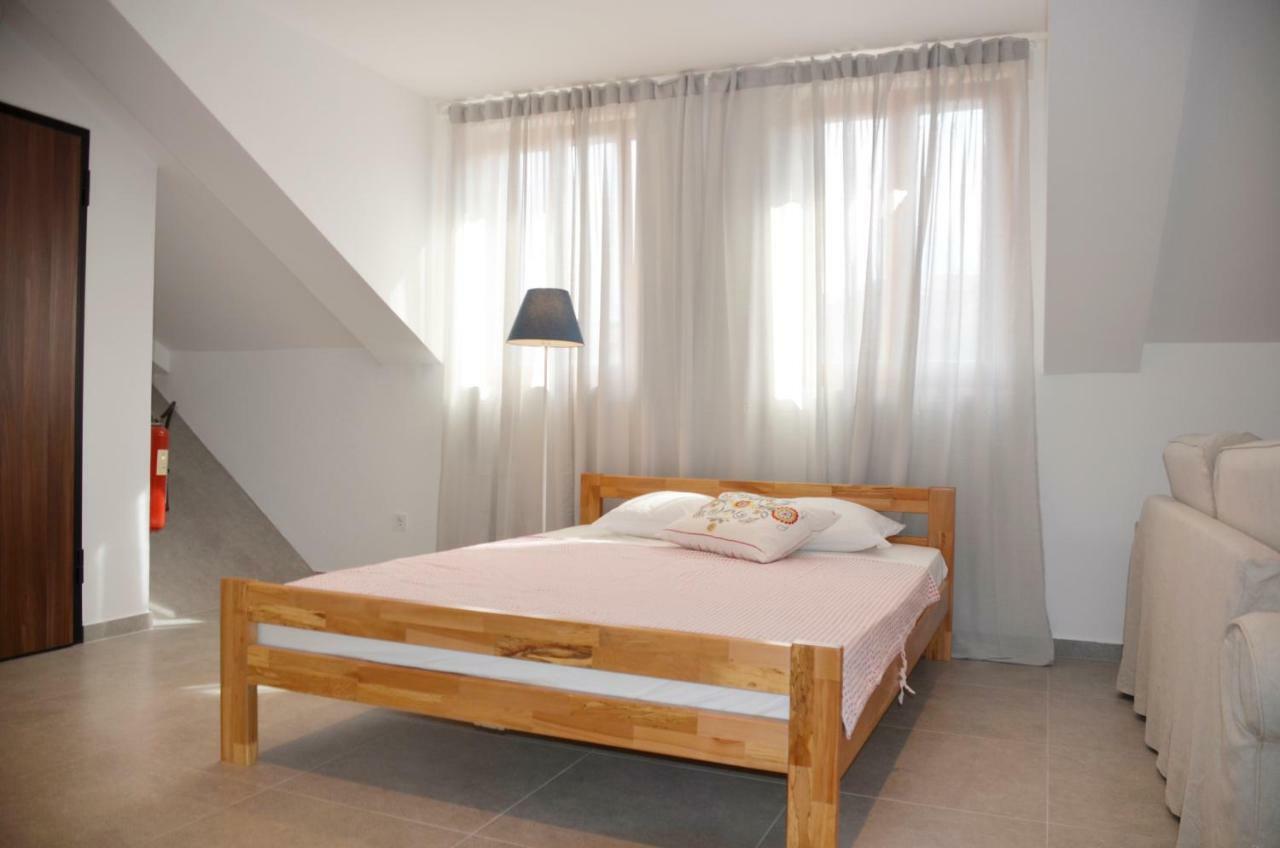 Buga Apartment In Center Of Mali Lošinj Eksteriør billede