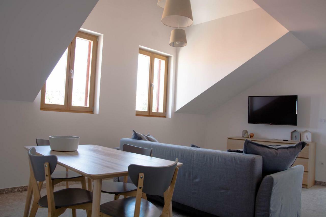 Buga Apartment In Center Of Mali Lošinj Eksteriør billede